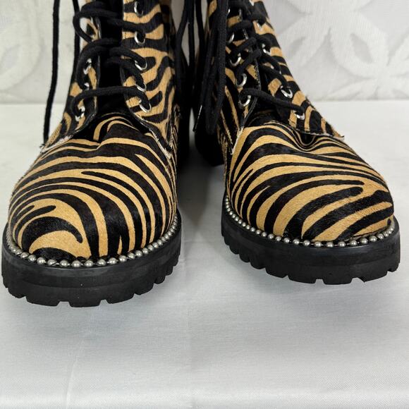 Aqua Tiger Print Jax Studded Hiker Combat Boots Lace Up Calf Hair Boho Gypsy 9.5 - Picture 6 of 7